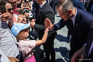 039_Prezydent_Karol_Nawrocki_uroczystosci_Beatyfikacja_Salezjanie_Krakow_20260606_MWB10554.jpg
