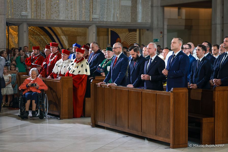 009_Prezydent_Karol_Nawrocki_uroczystosci_Beatyfikacja_Salezjanie_Krakow_20260606_MWB20509.jpg