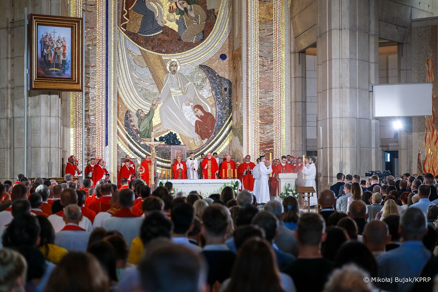 025_Prezydent_Karol_Nawrocki_uroczystosci_Beatyfikacja_Salezjanie_Krakow_20260606_MWB20883.jpg