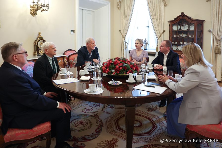 006_Spotkanie Minister Agnieszki Jędrzak i Ministra Adama Andruszkiewicza z przedstawicielami Solidarności Walczącej_01-07-2026_PK1_7980.jpg.JPG