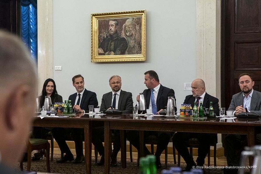 01_Adam_Andruszkiewicz_delegacja_samorzadow _20260710__MA_0775.jpg
