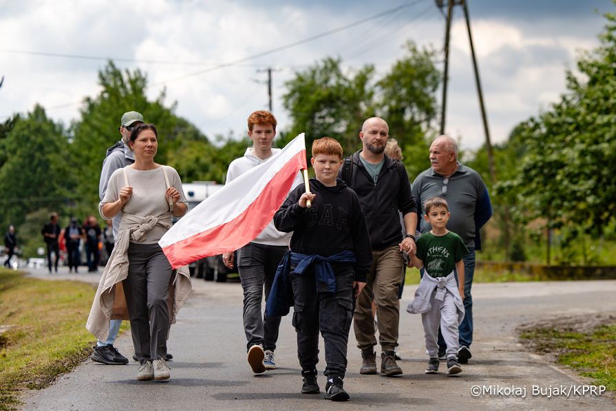 001_Prezydent Karol Nawrocki_Radruż_Narodowy Dzień Pamięci o Polakach - Ofiarach Ludobójstwa dokonanego przez OUN i UPA_11-07-2026_MWB28166.jpg.JPG