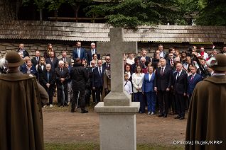 003_Prezydent Karol Nawrocki_Radruż_Narodowy Dzień Pamięci o Polakach - Ofiarach Ludobójstwa dokonanego przez OUN i UPA_11-07-2026_MWB28387.jpg.JPG