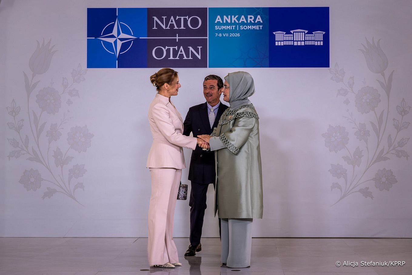 025_002_Prezydentowa_Marta_Nawrocka_spotkanie_Malzonka_Emine_Erdogan_Szczyt_NATO_Ankara_20260708_7C6A8638.jpg