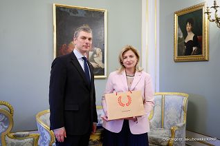 002_Minister_Agnieszka Jędrzak_Spotkanie z Szefem Instytutu Pileckiego Karolem Madejem_21-07-2026_GJB_9310.jpg.JPG