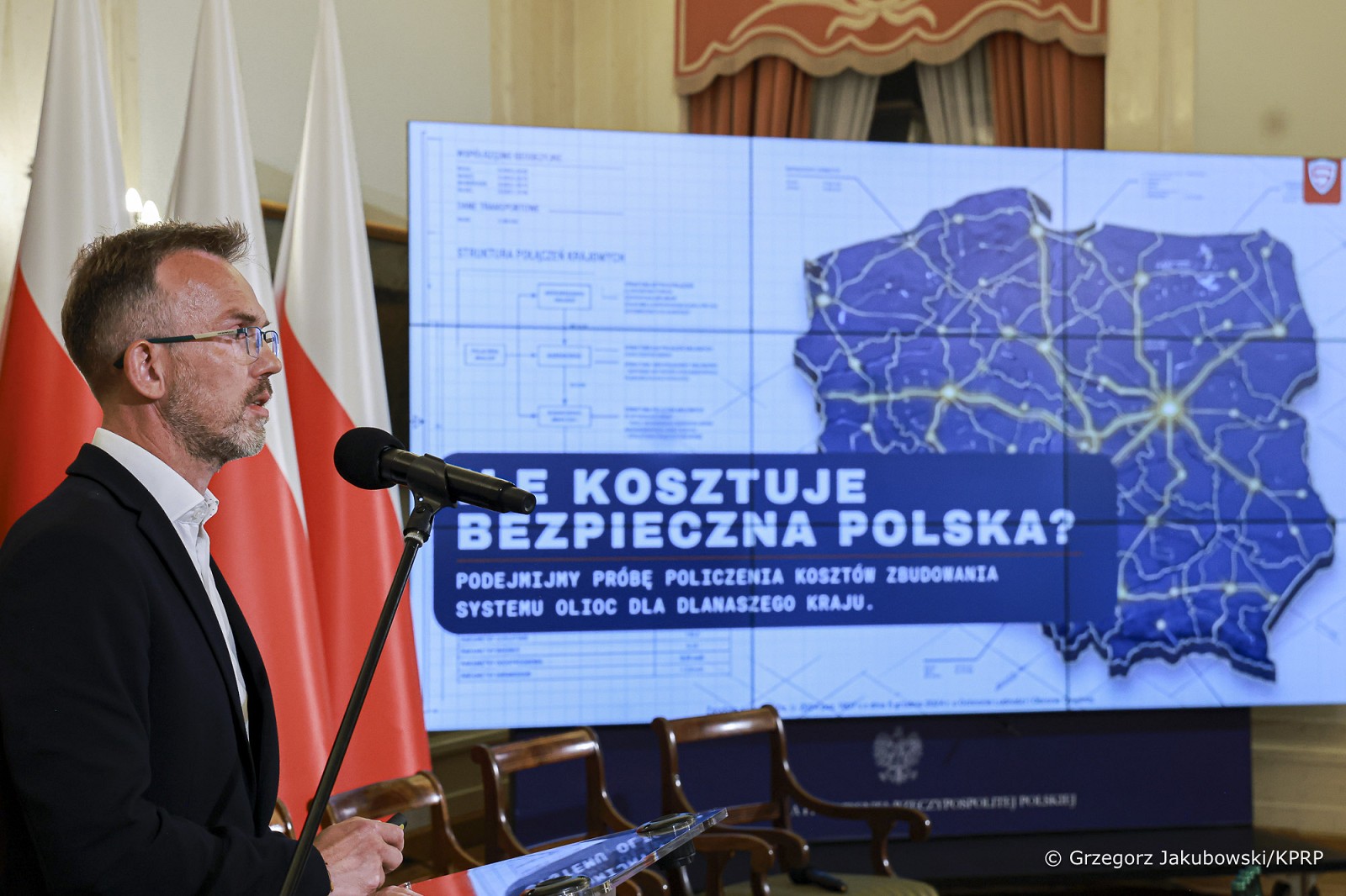 15_BBN_konferencja_Odpornosc_spoleczna_bezpieczenstwo_lokalne_20260721_1S7A8321.jpg [552.28 KB]