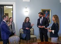 003_Doradca_Nikodem_Rachon_spotkanie_Pani_Stephanie_Holmes_20260728_PK1_4089.jpg