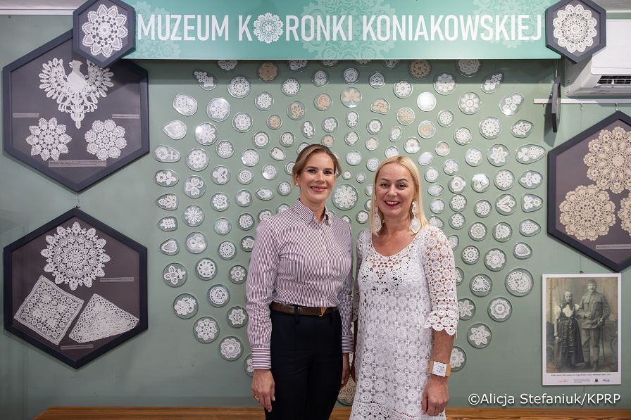 014_Pierwsza Dama Marta Nawrocka_Wisław_Spotkanie z młodzieżą z Litwy_02-07-2026_7C6A6242.jpg.JPG