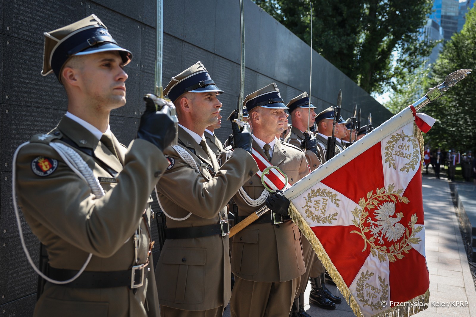 005_Prezydent_Karol_Nawrocki_Muzeum_Powstania_Warszawskiego_20260730_PK1_5754.jpg [1.11 MB]
