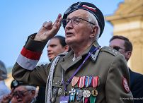 007_Prezydent_Karol_Nawrocki_Msza_sw_polowa_obchody_82_rocznicy_Powstania_Warszawskiego_20260731_MB_21886.jpg