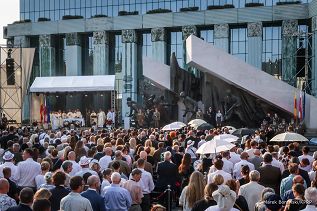 004_a_Prezydent_Karol_Nawrocki_Msza_sw_polowa_obchody_82_rocznicy_Powstania_Warszawskiego_20260731_MB_14902.jpg
