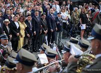 010_Prezydent_Karol_Nawrocki_Msza_sw_polowa_Apel_Poleglych_obchody_82_rocznicy_Powstania_Warszawskiego_20260731_MB_21901.jpg