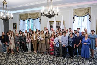 008_a_Minister_Agnieszka_Jedrzak_spotkanie_z_Laureatami_Olimpiady_Historii_Polski_20260706_GJB_5406.jpg