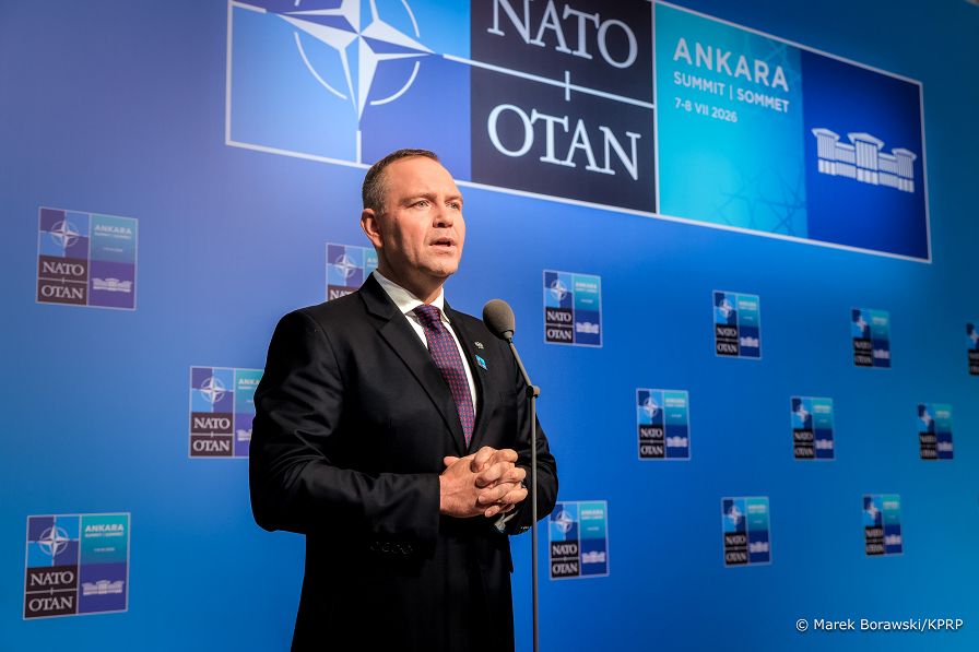 003_Prezydent_Karol_Nawrocki_doorstep_Szczyt_NATO_Ankara_20260708_MB1_9480.jpg
