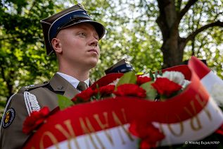 003_Prezydent_Karol_Nawrocki_upamietnienie_Ofiar_Rzezi_Woli_zlozenie_wienca_20260801_MWB14736.jpg