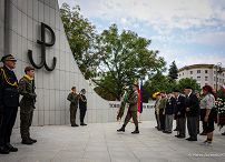 006_Doradca_Jakub_Banaszek_uroczystosc_pomnik_Polskiego_Panstwa_Podziemnego_20260801_MB_15799.jpg