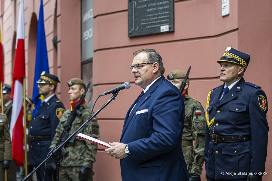 05_Jan_Kasprzyk_Tablica_upamietniajaca_podpisanie_rozkazu_rozpoczecia_Powstania_Warszawskiego -_20260801_340A9862.jpg