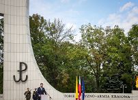 003_Doradca_Jakub_Banaszek_uroczystosc_pomnik_Polskiego_Panstwa_Podziemnego_20260801_MB_15770.jpg