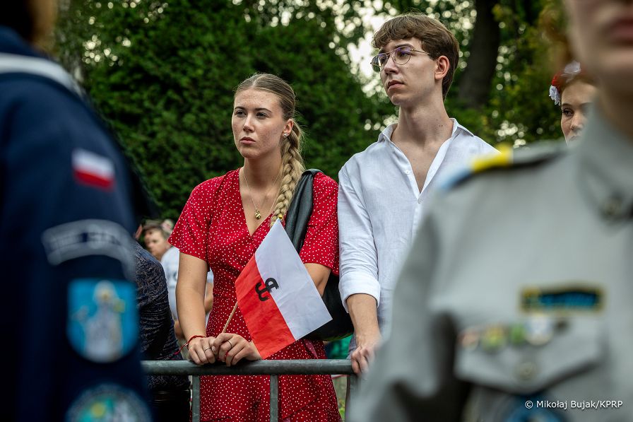 007_Prezydent_Karol_Nawrocki_82_rocznica_wybuchu_Powstania_Warszawskiego_Powazki_20260801_MWB25452.jpg