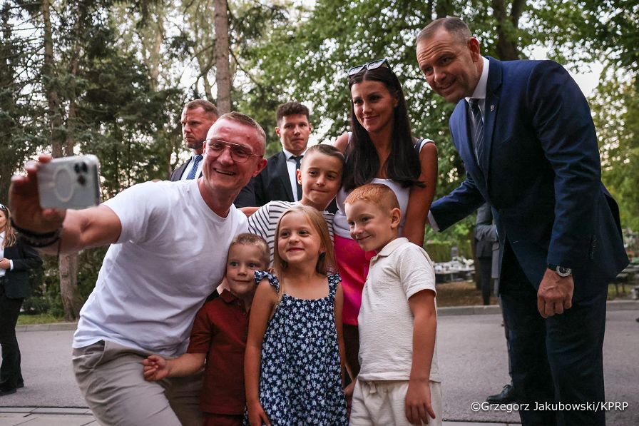 028_Prezydent Karol Nawrocki_Apel Pamięcipod Pomnikiem Poległym 1920 roku_14-08-2026_1S5A2477.jpg.JPG