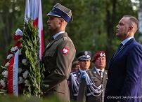 018_Prezydent Karol Nawrocki_Apel Pamięcipod Pomnikiem Poległym 1920 roku_14-08-2026_LB_29931.jpg.JPG