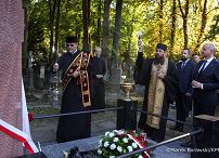 007_Minister Wojciech Kolarski_Złożenie wieńców na grobach przed Świętem Wojska Polskiego_14-08-2026_MB_18461.jpg.JPG