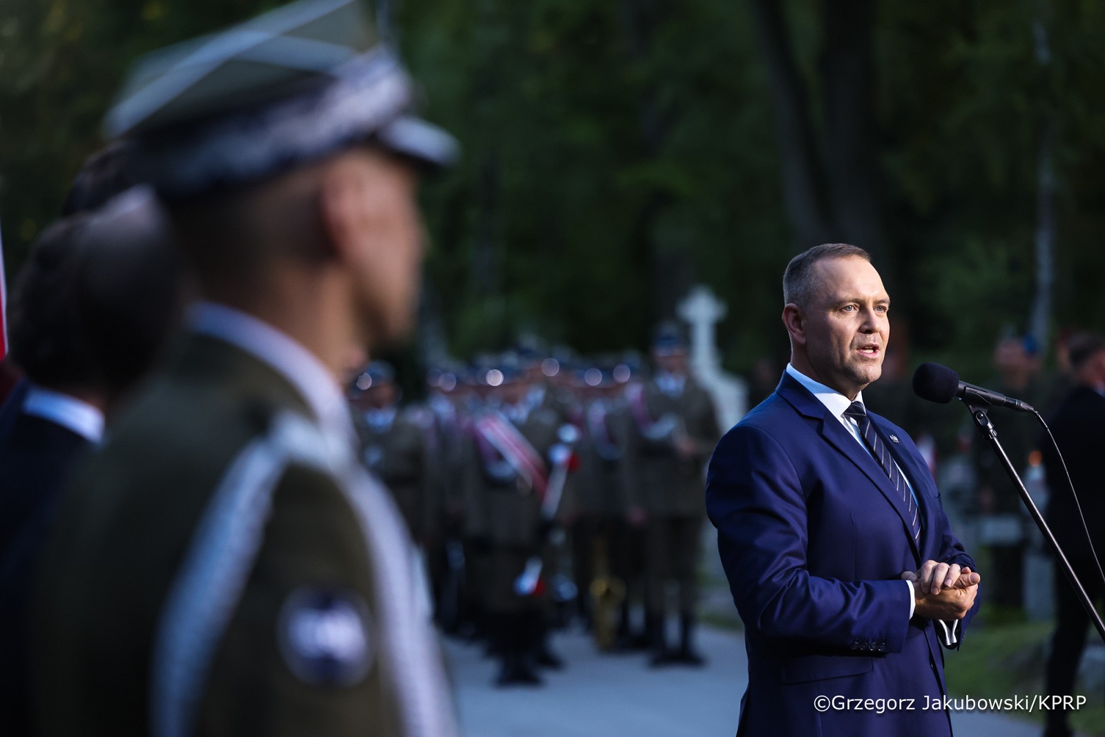 011_Prezydent Karol Nawrocki_Apel Pamięcipod Pomnikiem Poległym 1920 roku_14-08-2026_LB_29815.jpg.JPG [990.84 KB]