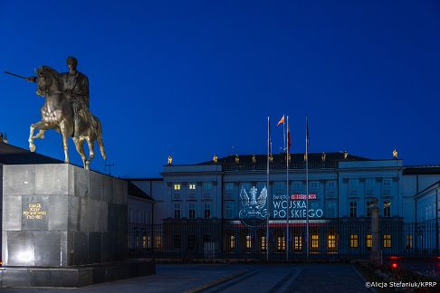 001_Iluminacja_Święto Wojska Polskiego_15-08-2026_340A8331.jpg.JPG