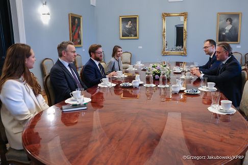 001_Minister Bartosz Grodecki_Spotkanie z delegacją amerykańskich przedsiębiorców_18-08-2026_1S5A9615.jpg.JPG