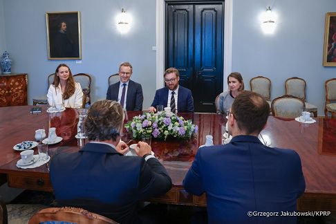 004_Minister Bartosz Grodecki_Spotkanie z delegacją amerykańskich przedsiębiorców_18-08-2026_1S5A9618.jpg.JPG