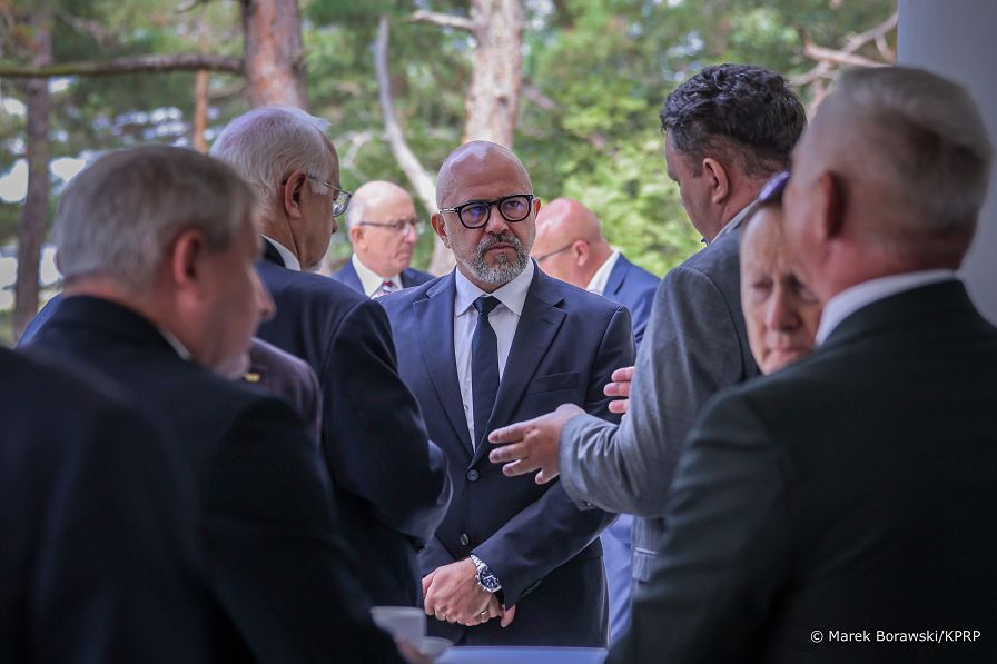 002_Prezydent_Karol_Nawrocki_posiedzenie_Rady_Biznesu_Jurata_20260825_MB_26985.jpg