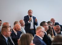 011_Prezydent_Karol_Nawrocki_posiedzenie_Rady_Biznesu_Jurata_20260825_MB_27134_1.jpg