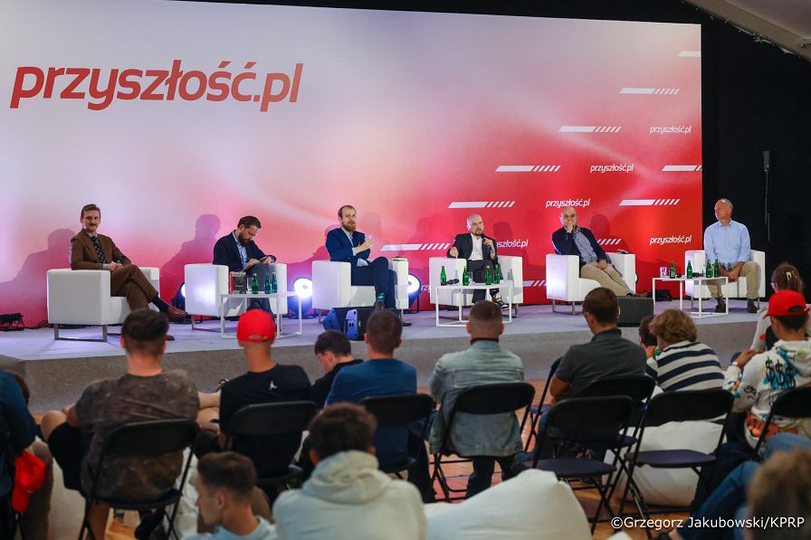 091_Jurata_Wydarzenie Przyszłość.pl_Debata Kto jest potrzebny w Polsce_29-08-2026_GJA_9573.jpg.JPG