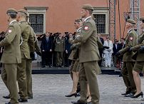 21_Karol_Nawrocki_wrecza_sztandar_18_Stolecznej_Brygadzie_Obrony_Terytorialnej_20260803_PK2_4539.jpg