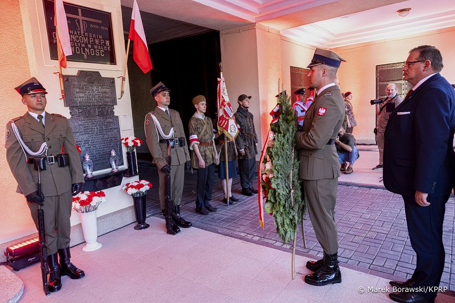 09_Jan_Kasprzyk_PWPW_list_wieniec_obchody_82_rocznicy-Powstania_Warszawskiego_20260803_MB_16439.jpg