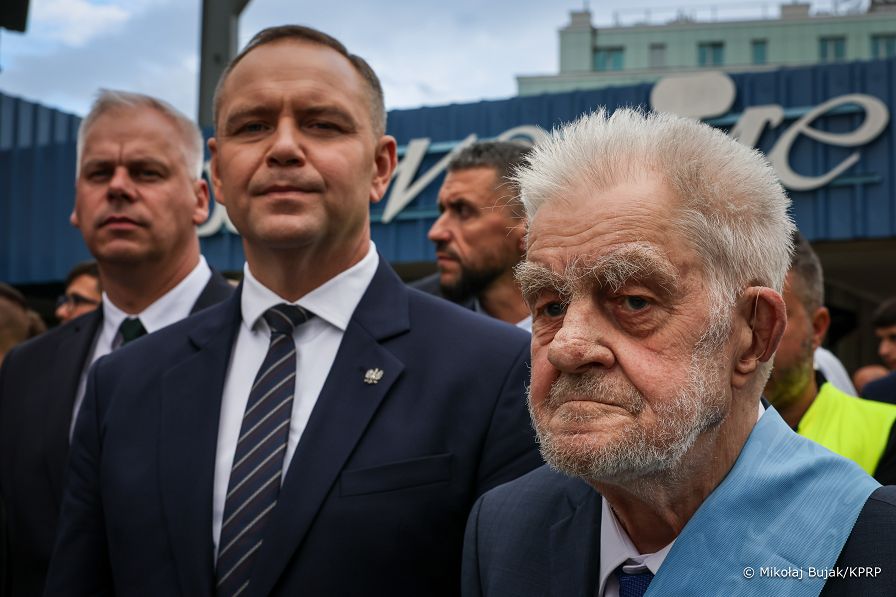038_Prezydent_Karol_Nawrocki_rocznice_strajkow_1980_I_1988_oraz_powstania_NSZZ_Solidarnosc_20260831_MWB13870.jpg