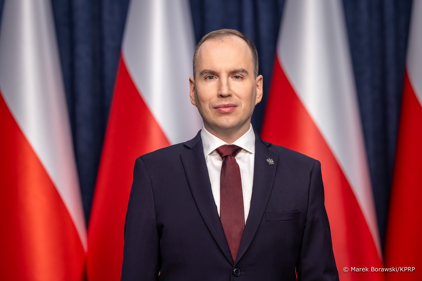 004_Minister_Adam_Andruszkiewicz_zdjecie_portretowe_20260430_MB2_8885.jpg [1.07 MB]