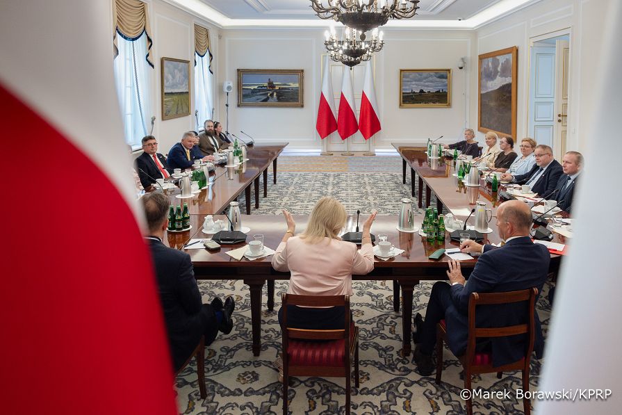 003_Minister Agnieszka Jędrzak_Spotkanie z członkami Rady do Spraw Polonii i Polaków za Granicą przy Prezydencie RP_06-08-2026_MB_16721.jpg.JPG