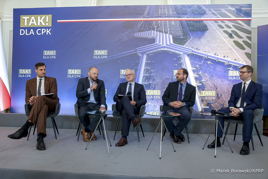 16_Pawel_Szefernaker_konferencja_Co dalej_z_CPK_20260807_MB_17600.jpg