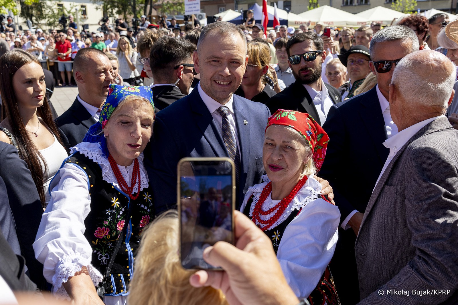 30_Karol_Nawrocki_Skawina_20260809_MWB15349.jpg [950.19 KB]