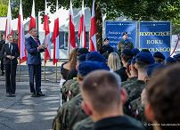 009_Para_Prezydencka_rozpoczecie_roku_szkolnego_Komornica_20260901_GJA_2014.jpg