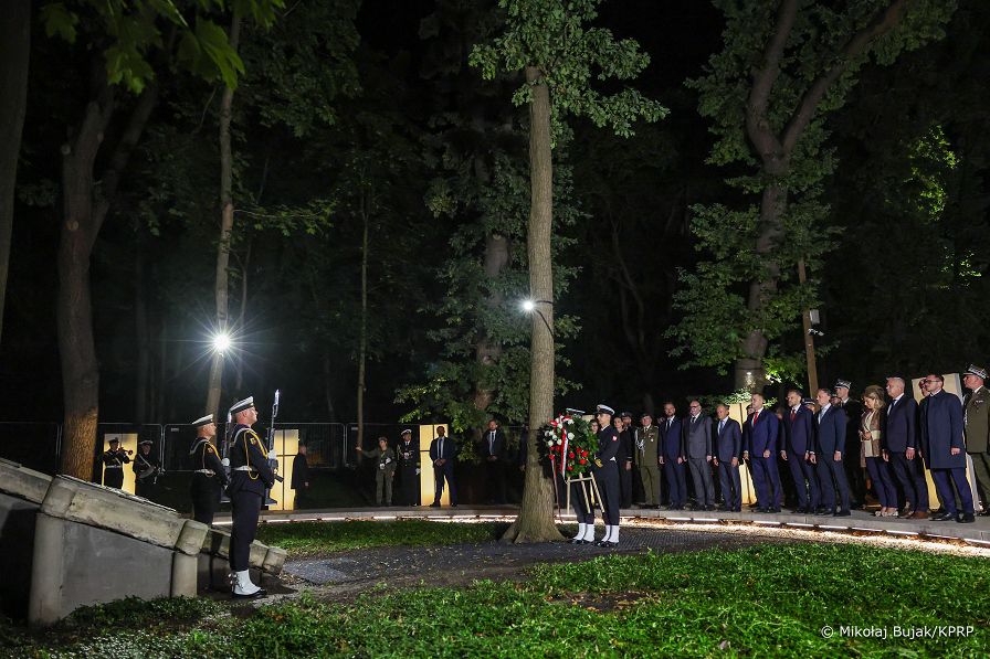 004_Prezydent_Karol_Nawrocki_87_rocznica_wybuchu_II_wojny_swiatowej_Westerplatte_20260901_MWB14762.jpg