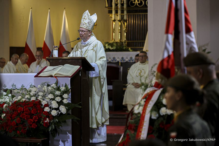 05_Karol_Nawrocki_uroczystosc_pogrzebowa_dzieci_ofiar_niemieckiego_obozu_Lodz_20260910_GJA_6215.jpg