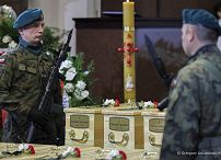 12_Karol_Nawrocki_uroczystosc_pogrzebowa_dzieci_ofiar_niemieckiego_obozu_Lodz_20260910_GJA_6224.jpg
