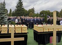 35_Karol_Nawrocki_uroczystosc_pogrzebowa_dzieci_ofiar_niemieckiego_obozu_Lodz_20260910_GJB_3406.jpg