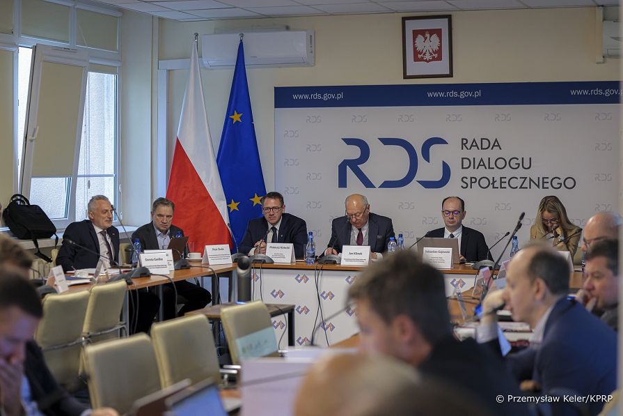 06_Mateusz_Kotecki_rada_dailogu_solecznego_20260910_MB_23627.jpg