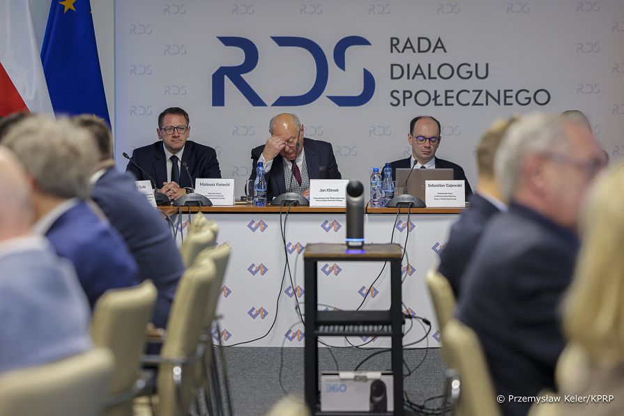 05_Mateusz_Kotecki_rada_dailogu_solecznego_20260910_MB_23595.jpg
