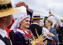 020_Prezydentowa_Marta_Nawrocka_Konkurs_najladniejszy_wieniec_dozynkowy _20260912_AS213068.jpg