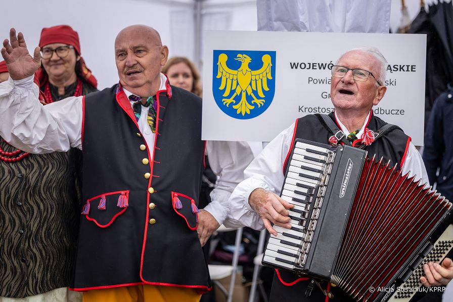 025_Prezydentowa_Marta_Nawrocka_Konkurs_najladniejszy_wieniec_dozynkowy _20260912_AS1_8790.jpg