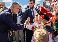 043_c_Para_Prezydencka_Dozynki_Tryncza_20260913_AS214873.jpg